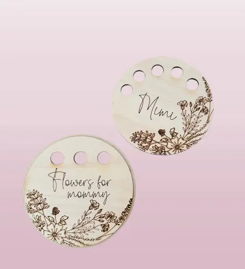 Custom Engraved Flower Vase for Mom - Personalized Mother's Day Gift with Floral Design | Unique Keepsake for Grandma